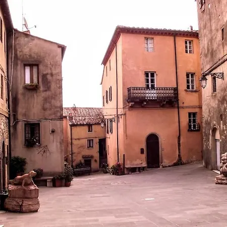 Cosy Town * Sassetta