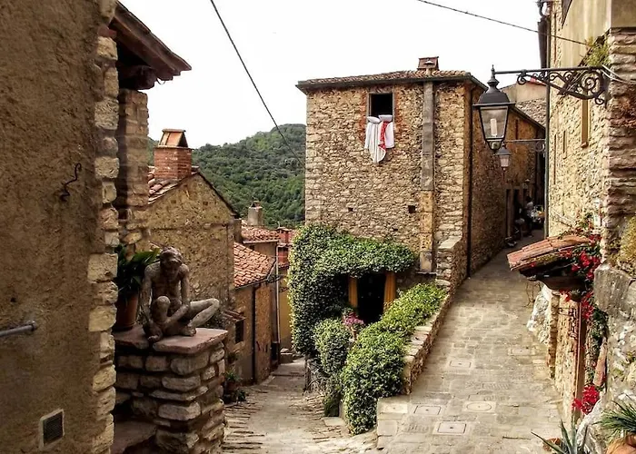 Cosy Town Sassetta